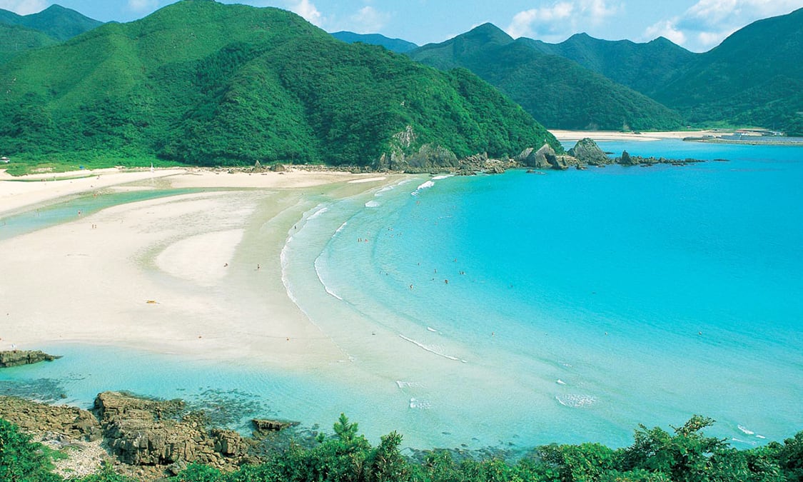 🏝️ Gotō: Pulau yang Nggak Nampak di Peta Pikiranmu (Tapi Harusnya Ada)