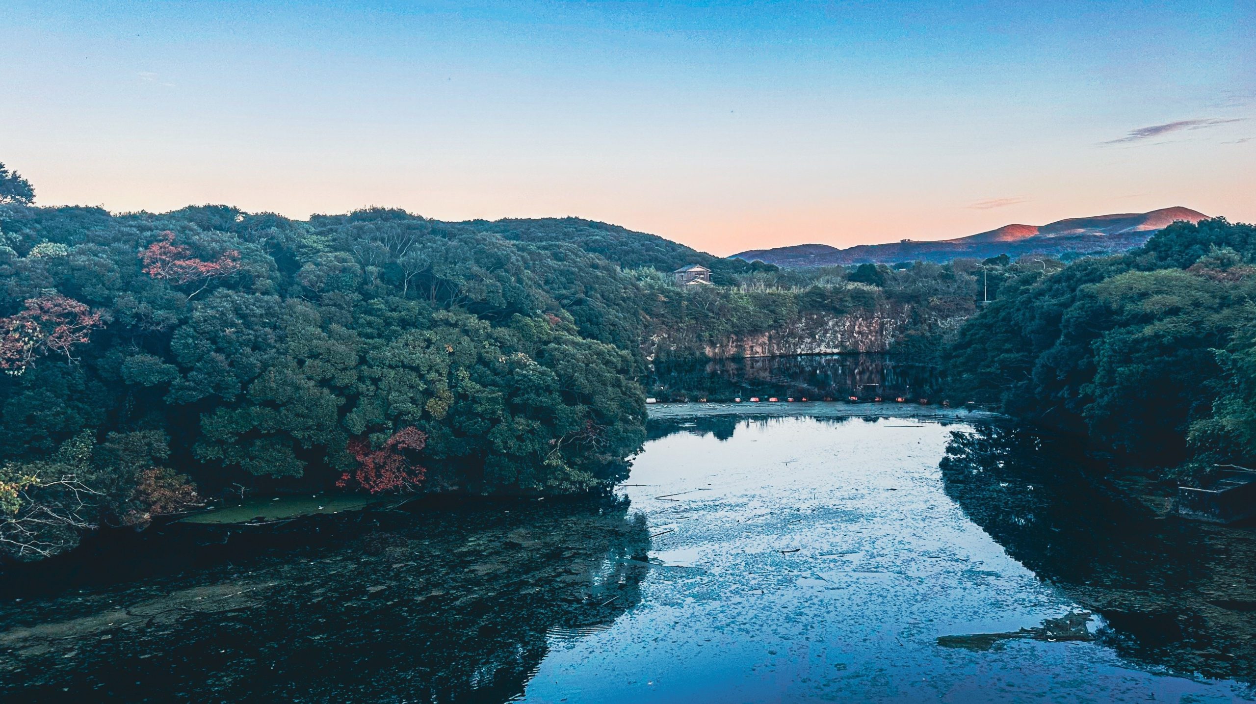 🌊Bendungan Asa dan Kuil yang Diam-Diam Menyimak